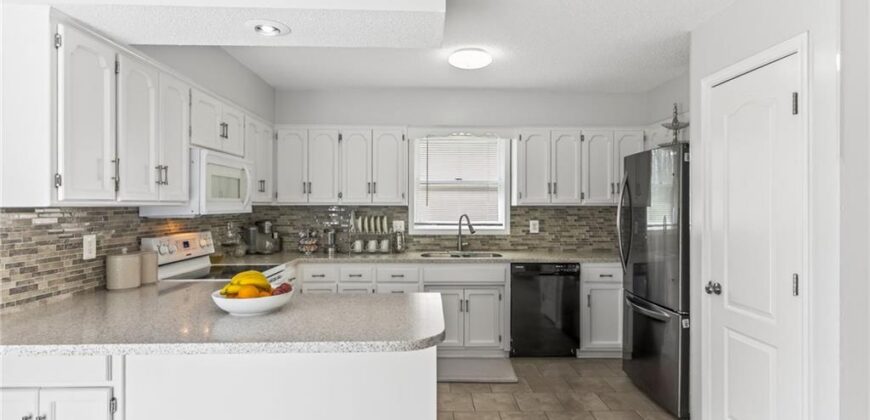 4115 N Troost Avenue, Kansas City, MO 64116