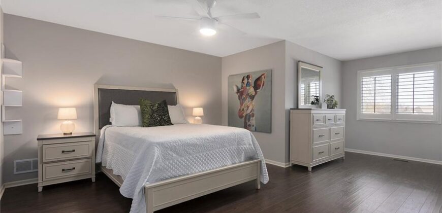 6180 N Nevada Avenue, Parkville, MO 64152