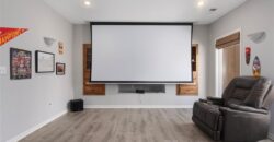 6180 N Nevada Avenue, Parkville, MO 64152