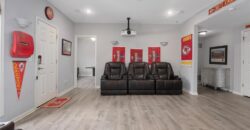 6180 N Nevada Avenue, Parkville, MO 64152