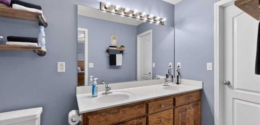 7805 NE 109th Circle, Kansas City, MO 64157