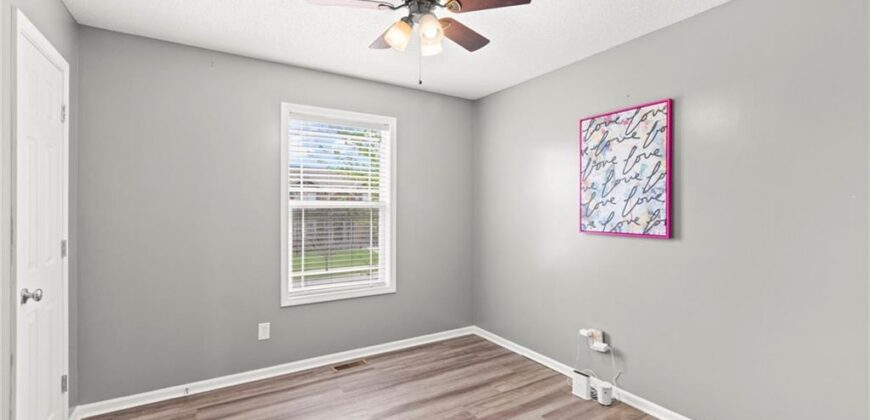 8316 NE 105th Street, Kansas City, MO 64157