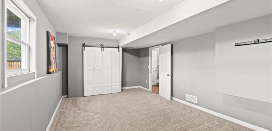 8316 NE 105th Street, Kansas City, MO 64157