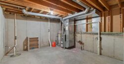 8316 NE 105th Street, Kansas City, MO 64157