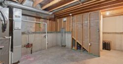 8316 NE 105th Street, Kansas City, MO 64157