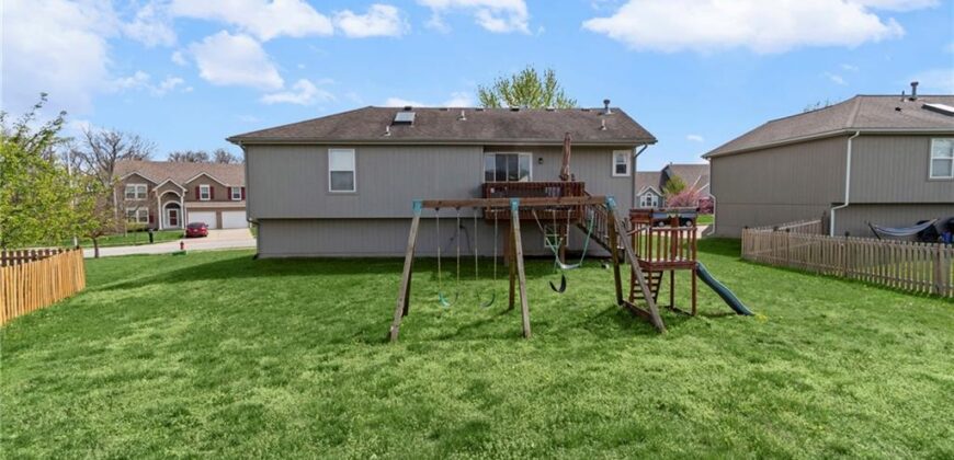 8316 NE 105th Street, Kansas City, MO 64157