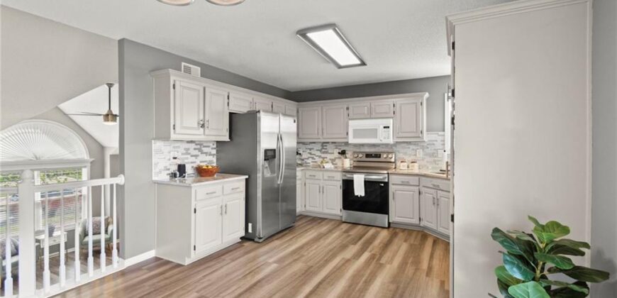 8316 NE 105th Street, Kansas City, MO 64157