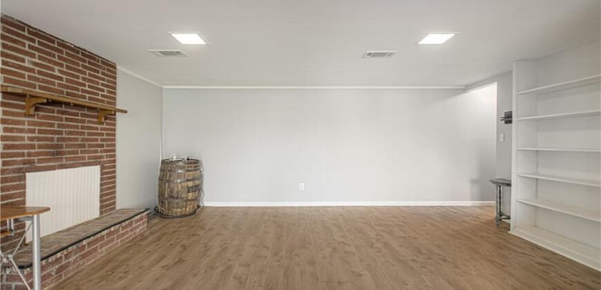 5247 N Norton Avenue, Kansas City, MO 64119