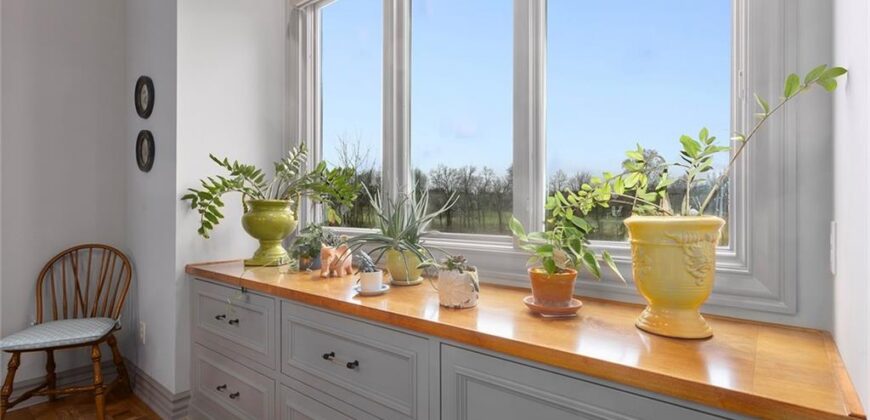 10439 N St Clair Avenue, Kansas City, MO 64154