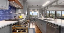 10439 N St Clair Avenue, Kansas City, MO 64154