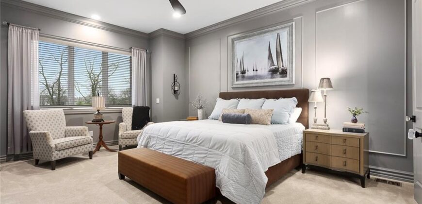 10439 N St Clair Avenue, Kansas City, MO 64154