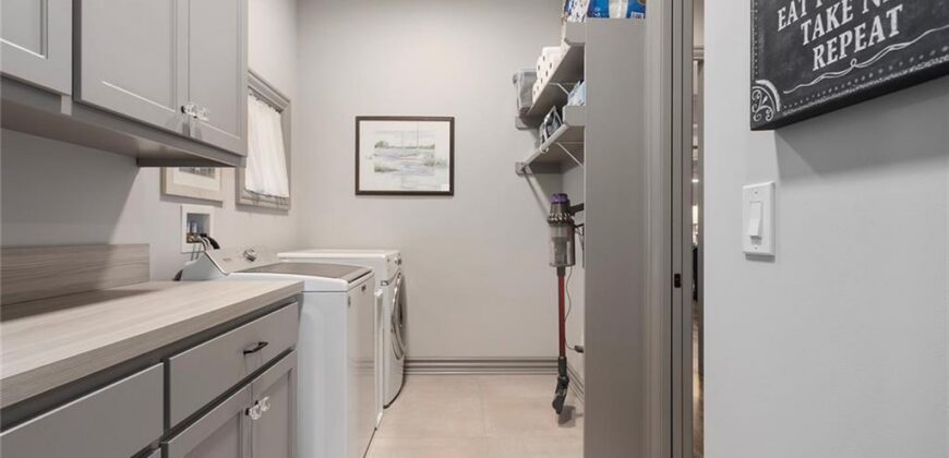 10439 N St Clair Avenue, Kansas City, MO 64154