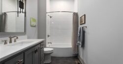 10439 N St Clair Avenue, Kansas City, MO 64154