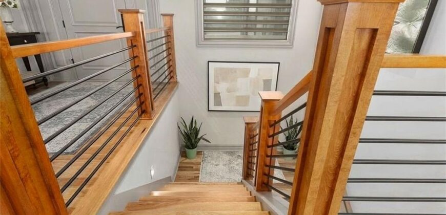 10439 N St Clair Avenue, Kansas City, MO 64154