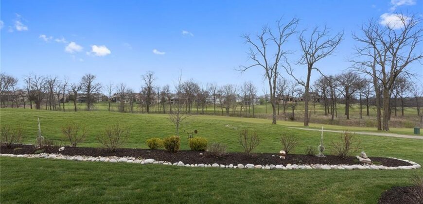 10439 N St Clair Avenue, Kansas City, MO 64154