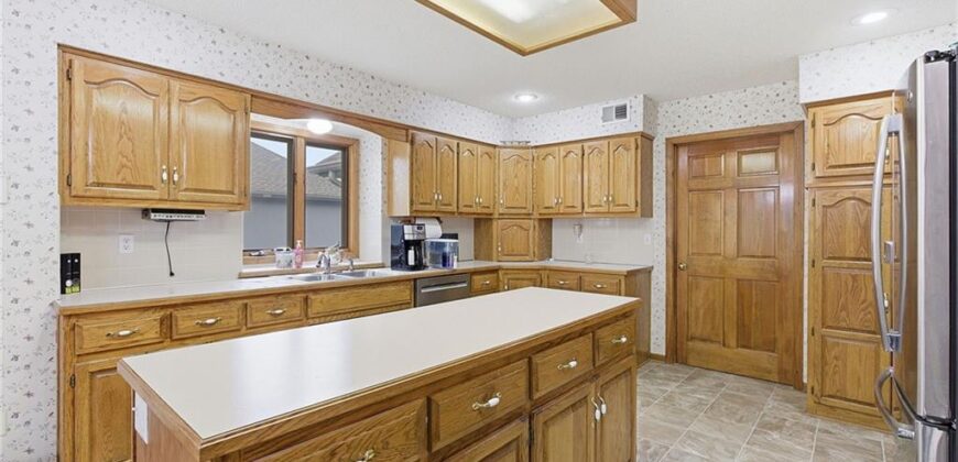 3100 NE 68 Terrace, Gladstone, MO 64119