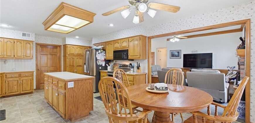 3100 NE 68 Terrace, Gladstone, MO 64119