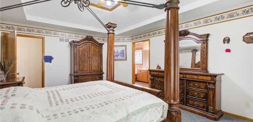 3100 NE 68 Terrace, Gladstone, MO 64119