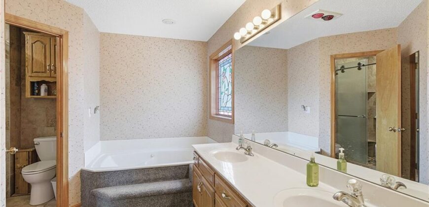 3100 NE 68 Terrace, Gladstone, MO 64119