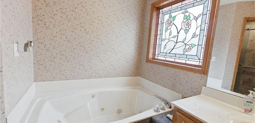 3100 NE 68 Terrace, Gladstone, MO 64119