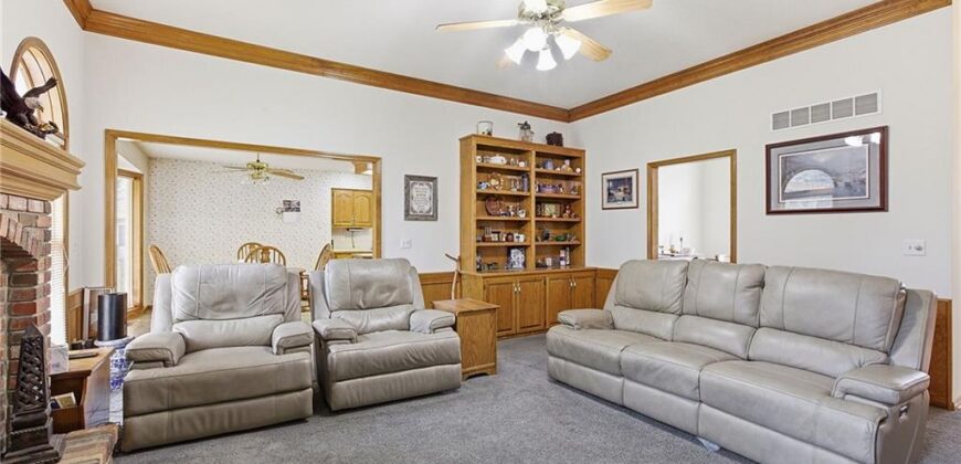 3100 NE 68 Terrace, Gladstone, MO 64119