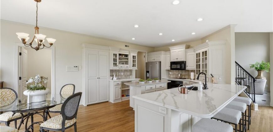 6205 NW 101st Street, Kansas City, MO 64154