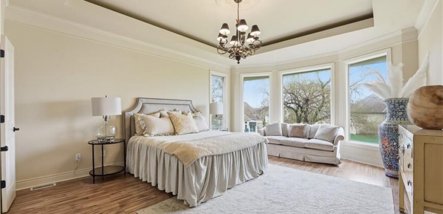 6205 NW 101st Street, Kansas City, MO 64154