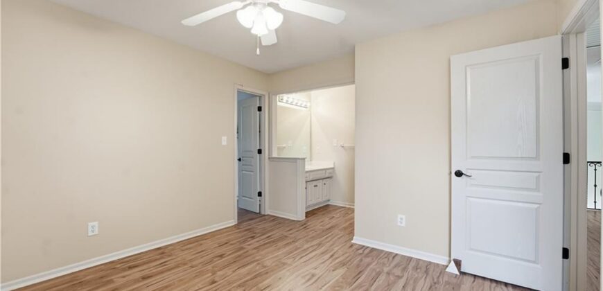 6205 NW 101st Street, Kansas City, MO 64154