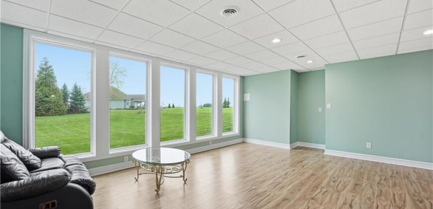 6205 NW 101st Street, Kansas City, MO 64154