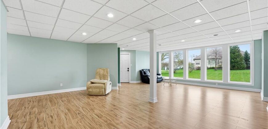 6205 NW 101st Street, Kansas City, MO 64154