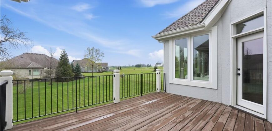 6205 NW 101st Street, Kansas City, MO 64154