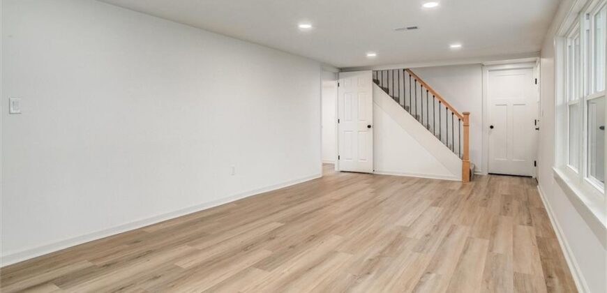 1508 NANCY Lane, Liberty, MO 64068