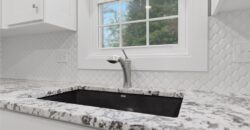 7401 NW Eastside Drive, Weatherby Lake, MO 64152