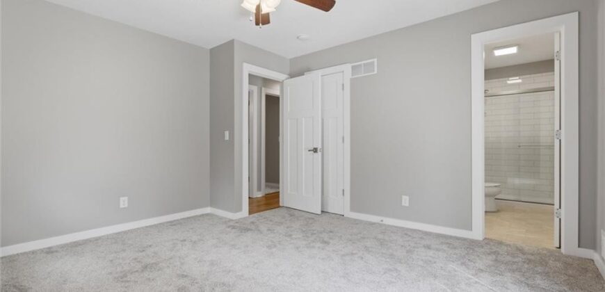 7401 NW Eastside Drive, Weatherby Lake, MO 64152