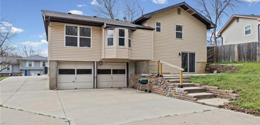 4819 N REVERE Street, Kansas City, MO 64151