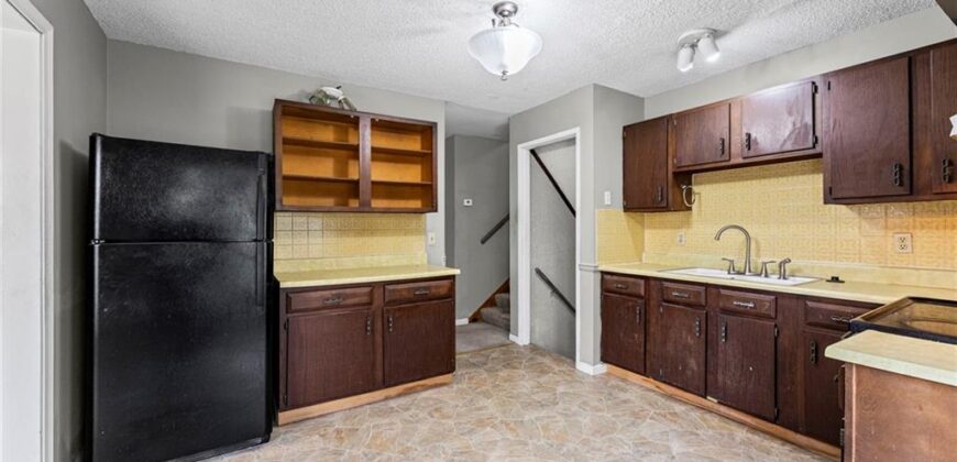 4819 N REVERE Street, Kansas City, MO 64151