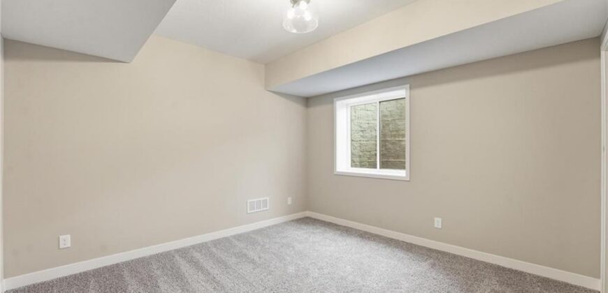 8216 NW 89th Terrace, Kansas City, MO 64153
