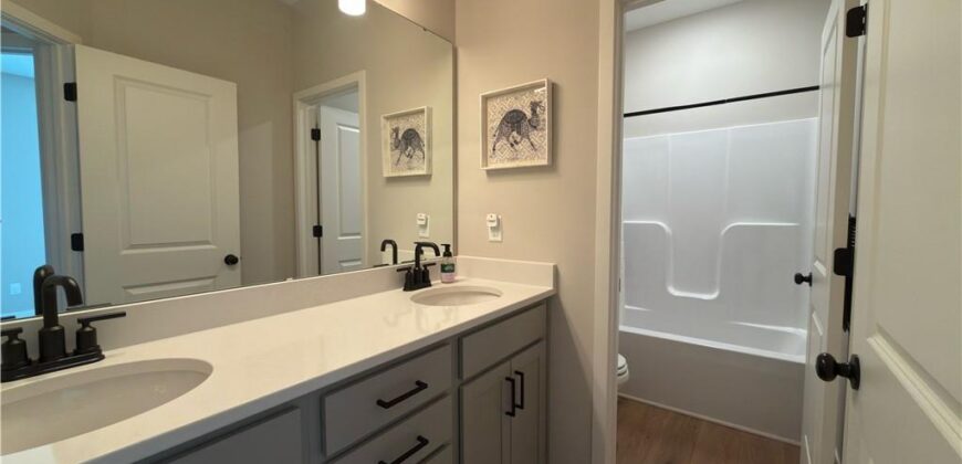 4003 NW 95th Terrace, Kansas City, MO 65154