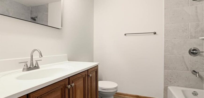 7829 N Garfield Avenue, Kansas City, MO 64118