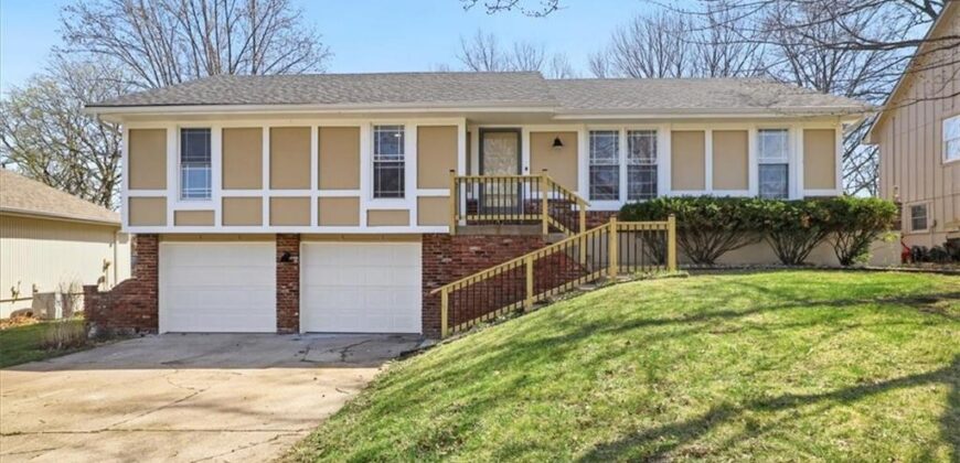 7829 N Garfield Avenue, Kansas City, MO 64118