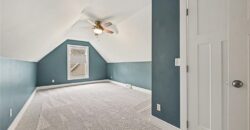 424 Brookside Avenue, Liberty, MO 64060