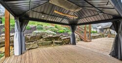 424 Brookside Avenue, Liberty, MO 64060