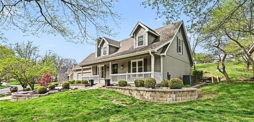 424 Brookside Avenue, Liberty, MO 64060