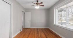 5707 N Robinhood Lane, Kansas City, MO 64151