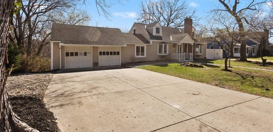 5707 N Robinhood Lane, Kansas City, MO 64151