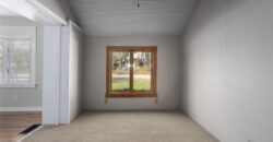 5707 N Robinhood Lane, Kansas City, MO 64151