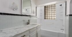 5707 N Robinhood Lane, Kansas City, MO 64151