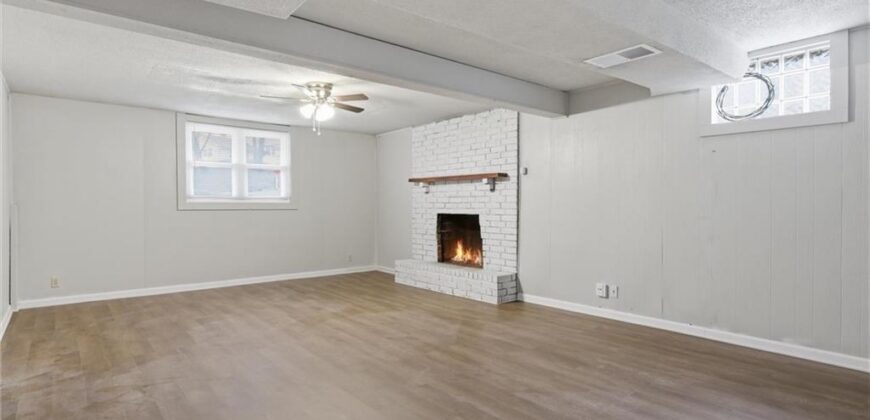 3601 56th Street, Kansas City, MO 64151