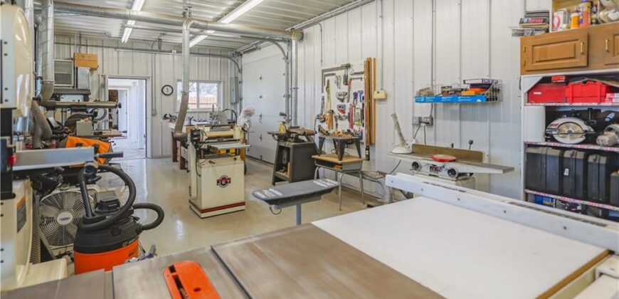 2303 Lynn Road, Excelsior Springs, MO 64024