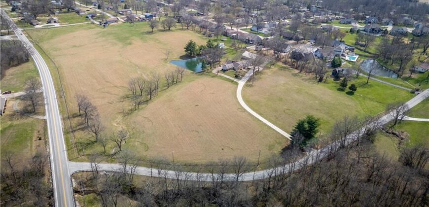 2303 Lynn Road, Excelsior Springs, MO 64024